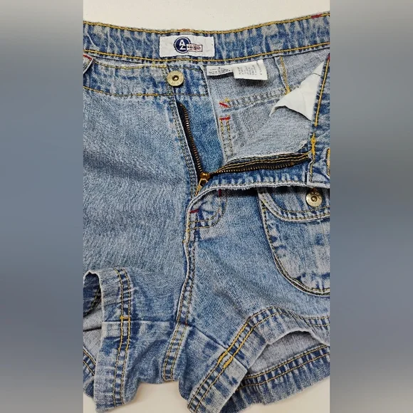 Y2K Arizona Denim Cargo Shorts Women Sz 9 High Rise Blue Jean Pockets N1 - Picture 6 of 9